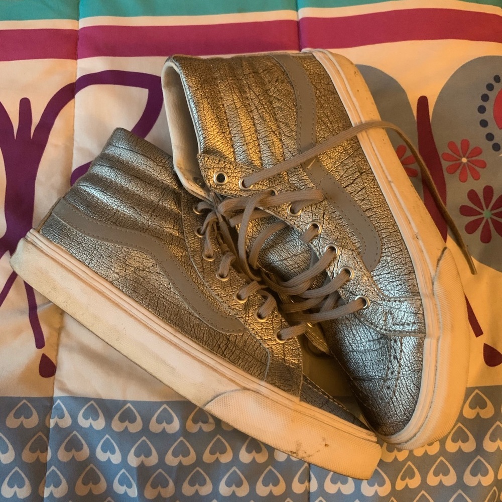 Vans Sk8-Hi Skate Shoes- Metallic Silver Leather